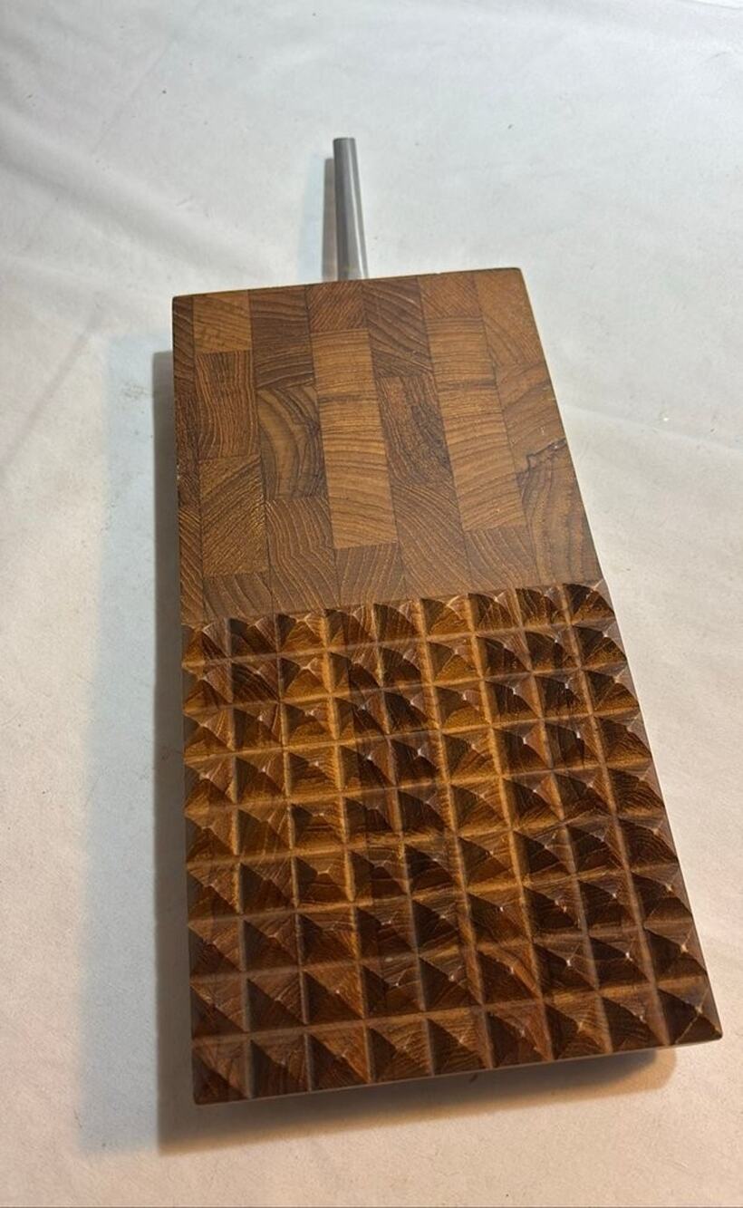 Digsmed Denmark Teak Cutting Board with Handle